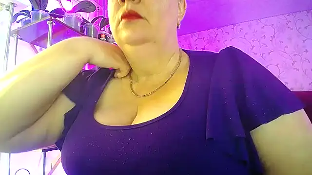 Snapshot of _Sweet_Woman chatting on 06-18-26, 05:06 Sweet Woman online show from 06-18-26, 05:06