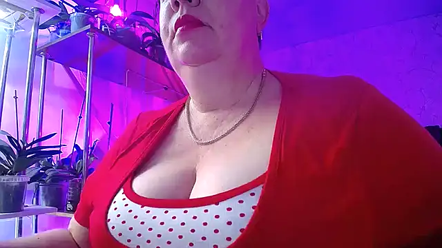  Sweet Woman online show from 11-10-25, 05:23