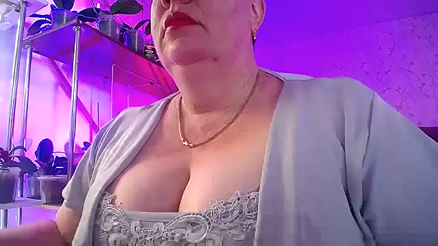Snapshot of _Sweet_Woman chatting on 06-14-26, 07:20 Sweet Woman online show from 06-14-26, 07:20