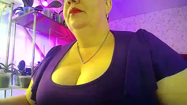 Snapshot of _Sweet_Woman chatting on 06-19-26, 07:25 Sweet Woman online show from 06-19-26, 07:25