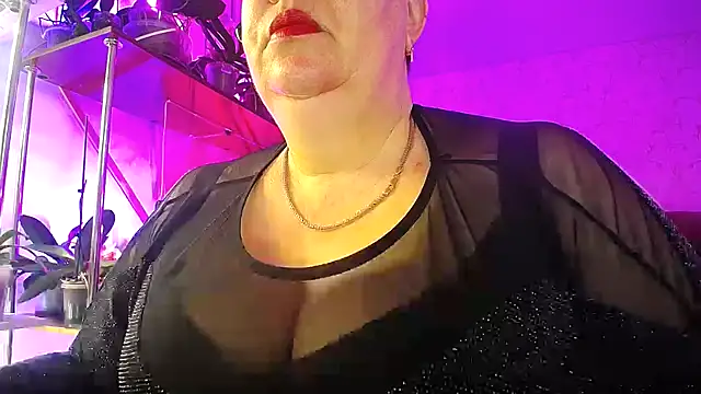  Sweet Woman online show from 03-04-26, 05:26