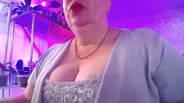 Snapshot of _Sweet_Woman chatting on 06-12-26, 04:54 Sweet Woman online show from 06-12-26, 04:54