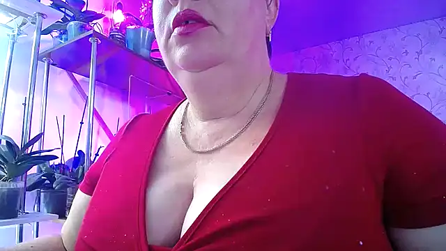 Snapshot of _Sweet_Woman chatting on 10-15-25, 11:51  Sweet Woman online show from 10-15-25, 11:51