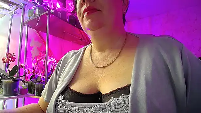 Snapshot of _Sweet_Woman chatting on 03-11-25, 04:30  Sweet Woman online show from 03-11-25, 04:30