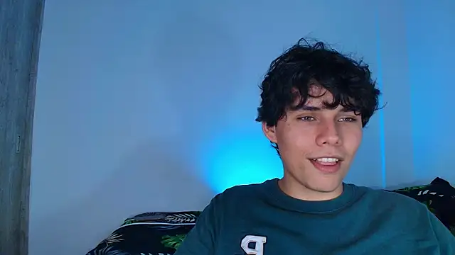 Snapshot of Naytoon__lex chatting on 05-17-26, 09:48 Naytoon lex online show from 05-17-26, 09:48