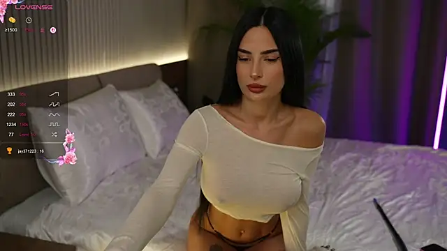 Snapshot of sexy_sabotageee chatting on 11-15-25, 07:40 sexy sabotageee online show from 11-15-25, 07:40