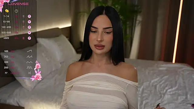 Snapshot of sexy_sabotageee chatting on 11-20-25, 07:03 sexy sabotageee online show from 11-20-25, 07:03