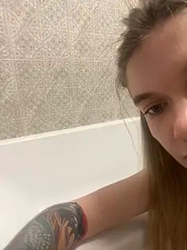 Snapshot of AnacondaOn chatting on 01-26-25, 09:51 AnacondaOn online show from 01-26-25, 09:51