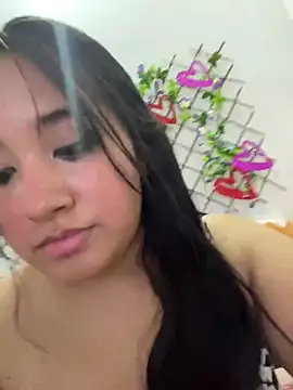 Snapshot of melyescobar chatting on 03-08-25, 12:09 melyescobar online show from 03-08-25, 12:09