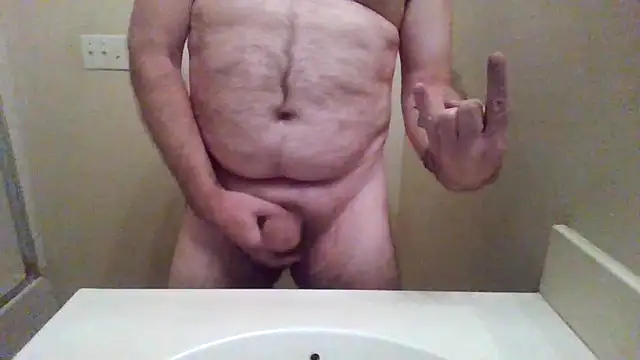 WatchinU82 online show from 12-21-25, 06:37