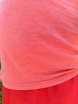 Snapshot of WatchinU82 chatting on 09-23-25, 05:42 WatchinU82 online show from 09-23-25, 05:42