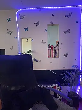 Lia-mitch online show from 07-27-26, 06:48