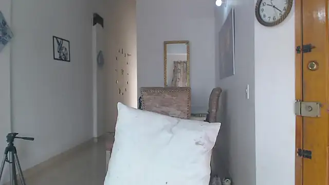 divinepleasury online show from 10-22-25, 03:22