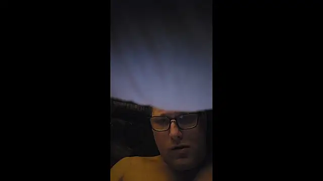 Snapshot of mneuert@xh chatting on 02-19-26, 04:42 mneuertxh online show from 02-19-26, 04:42