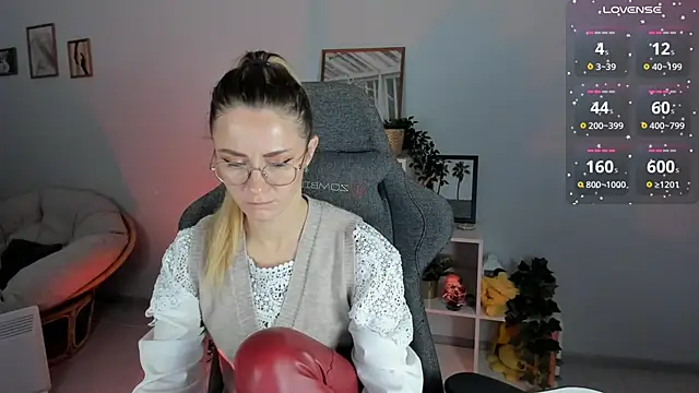 LadyIzabel online show from 02-09-25, 05:50