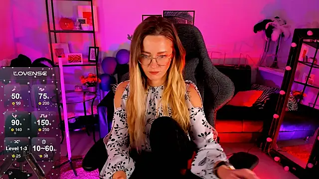 LadyIzabel online show from 01-08-25, 08:49