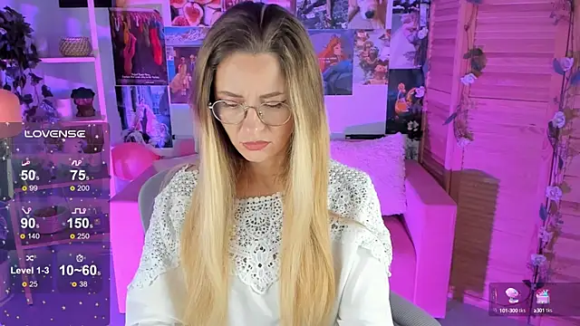 LadyIzabel online show from 01-10-25, 08:18