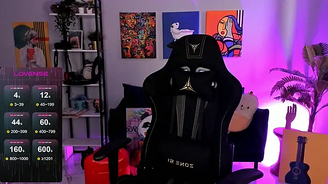 LadyIzabel online show from 10-29-25, 08:35