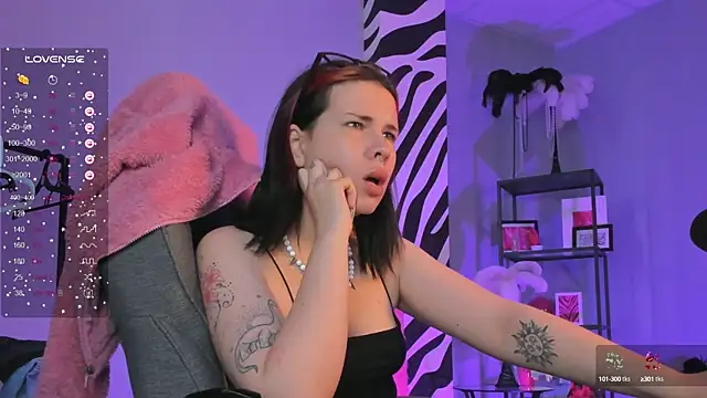 AliceSunday online show from 09-19-25, 10:08