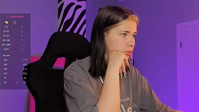 AliceSunday online show from 10-12-25, 05:09