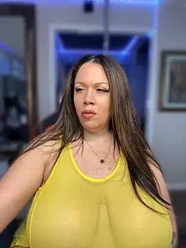 curvyfunlover online show from 05-27-26, 10:11