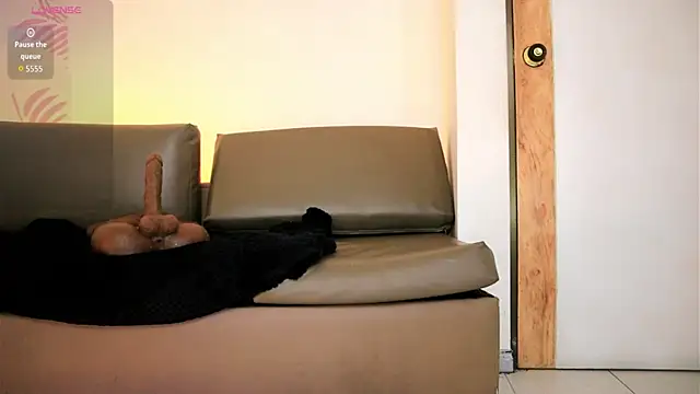 Sweet Sammy  online show from 04-15-26, 07:40