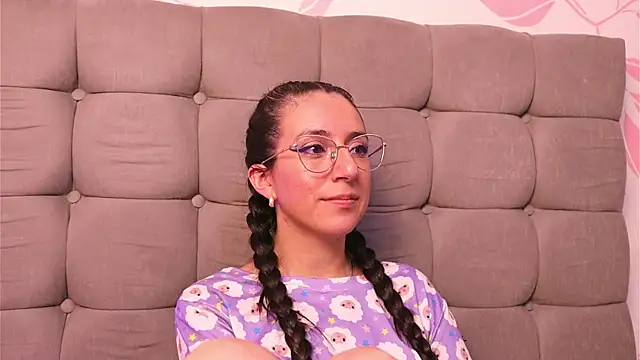 Sweet Sammy  online show from 11-20-25, 04:02