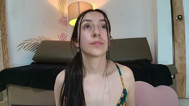 Snapshot of Sweet_Sammy_ chatting on 05-27-26, 01:57 Sweet Sammy online show from 05-27-26, 01:57