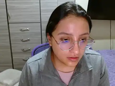 Nia-Cop online show from 01-04-25, 03:40