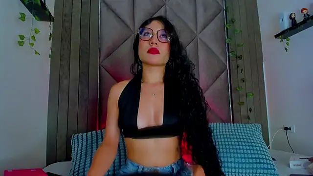 BriaConner  online show from 07-11-26, 02:56