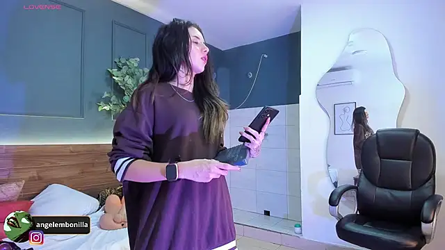 megan morgan01 online show from 10-23-25, 12:20