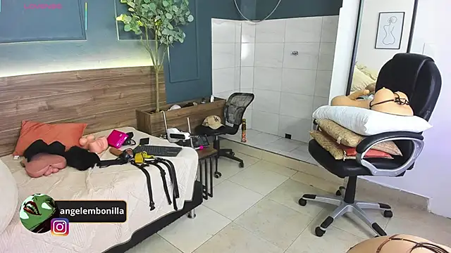 megan morgan01 online show from 04-10-26, 12:01