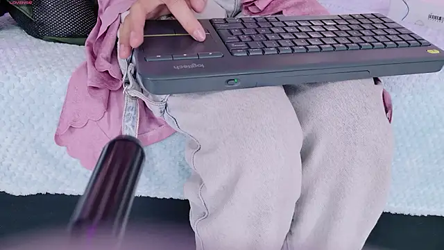 FULL TENTATION  online show from 03-21-26, 07:31