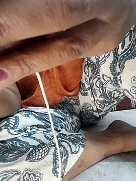 Snapshot of Shikhasexy34 chatting on 01-14-26, 05:27 Shikhasexy34 online show from 01-14-26, 05:27