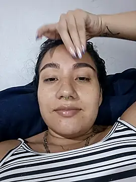 Hellen Alex online show from 04-30-26, 02:13