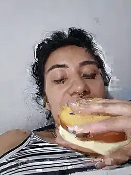 Hellen Alex online show from 04-30-26, 08:57