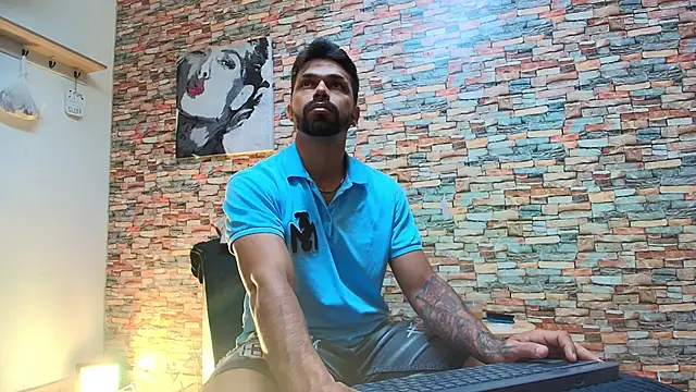 Snapshot of max_ashley_mds chatting on 02-22-26, 01:46 max ashley mds online show from 02-22-26, 01:46