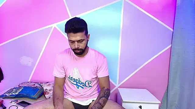 Snapshot of max_ashley_mds chatting on 02-10-26, 01:43 max ashley mds online show from 02-10-26, 01:43