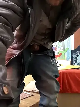 Snapshot of okan3456ok chatting on 02-02-25, 05:37 okan3456ok online show from 02-02-25, 05:37