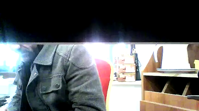 Snapshot of okan3456ok chatting on 02-08-25, 09:03 okan3456ok online show from 02-08-25, 09:03