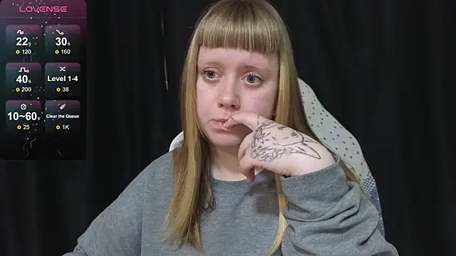 Snapshot of June_shy0 chatting on 02-27-26, 06:52 June shy0 online show from 02-27-26, 06:52