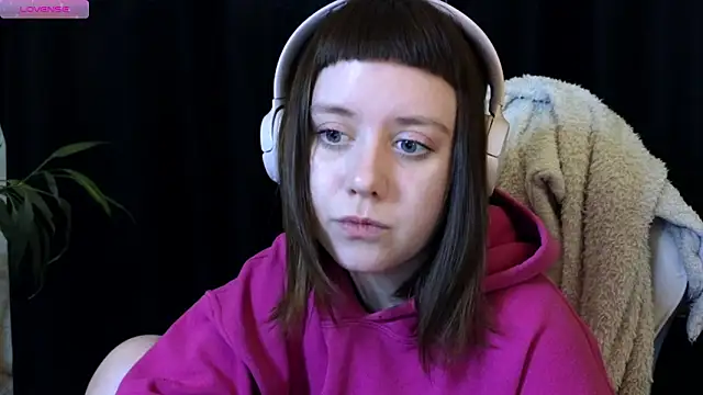 June shy0 online show from 03-14-25, 07:26