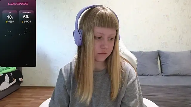 June shy0 online show from 05-09-26, 08:18