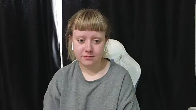 June shy0 online show from 03-08-26, 08:28