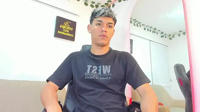 ryan carter08 online show from 11-05-25, 02:47