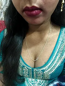 Snapshot of Sharmila-Singh chatting on 01-14-26, 07:56 Sharmila-Singh online show from 01-14-26, 07:56