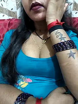 Snapshot of Sharmila-Singh chatting on 02-20-26, 06:26 Sharmila-Singh online show from 02-20-26, 06:26