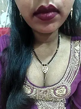 Snapshot of Sharmila-Singh chatting on 02-16-26, 05:39 Sharmila-Singh online show from 02-16-26, 05:39