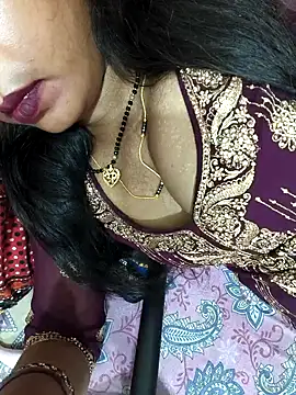 Snapshot of Sharmila-Singh chatting on 06-04-26, 07:18 Sharmila-Singh online show from 06-04-26, 07:18