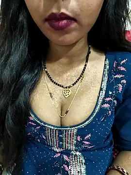 Snapshot of Sharmila-Singh chatting on 06-07-26, 06:35 Sharmila-Singh online show from 06-07-26, 06:35